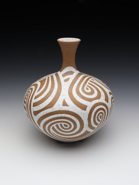 Belly Swirl [8.4in / 21.3cm Tall]