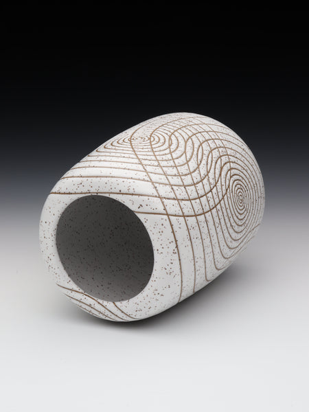 Spiral Vase [6.5in / 16.5cm Tall]