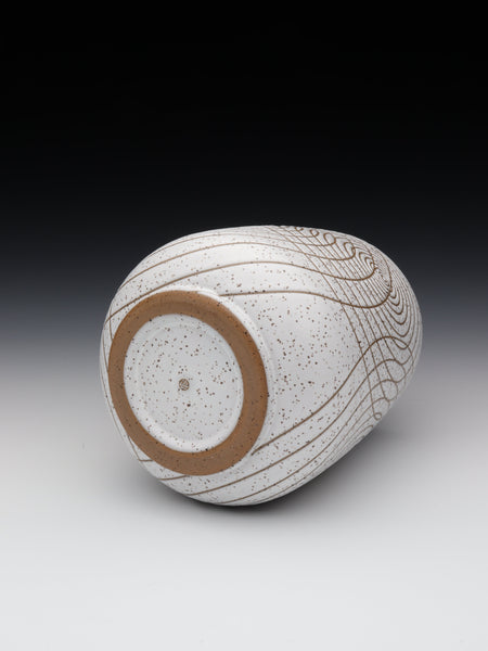 Spiral Vase [6.5in / 16.5cm Tall]