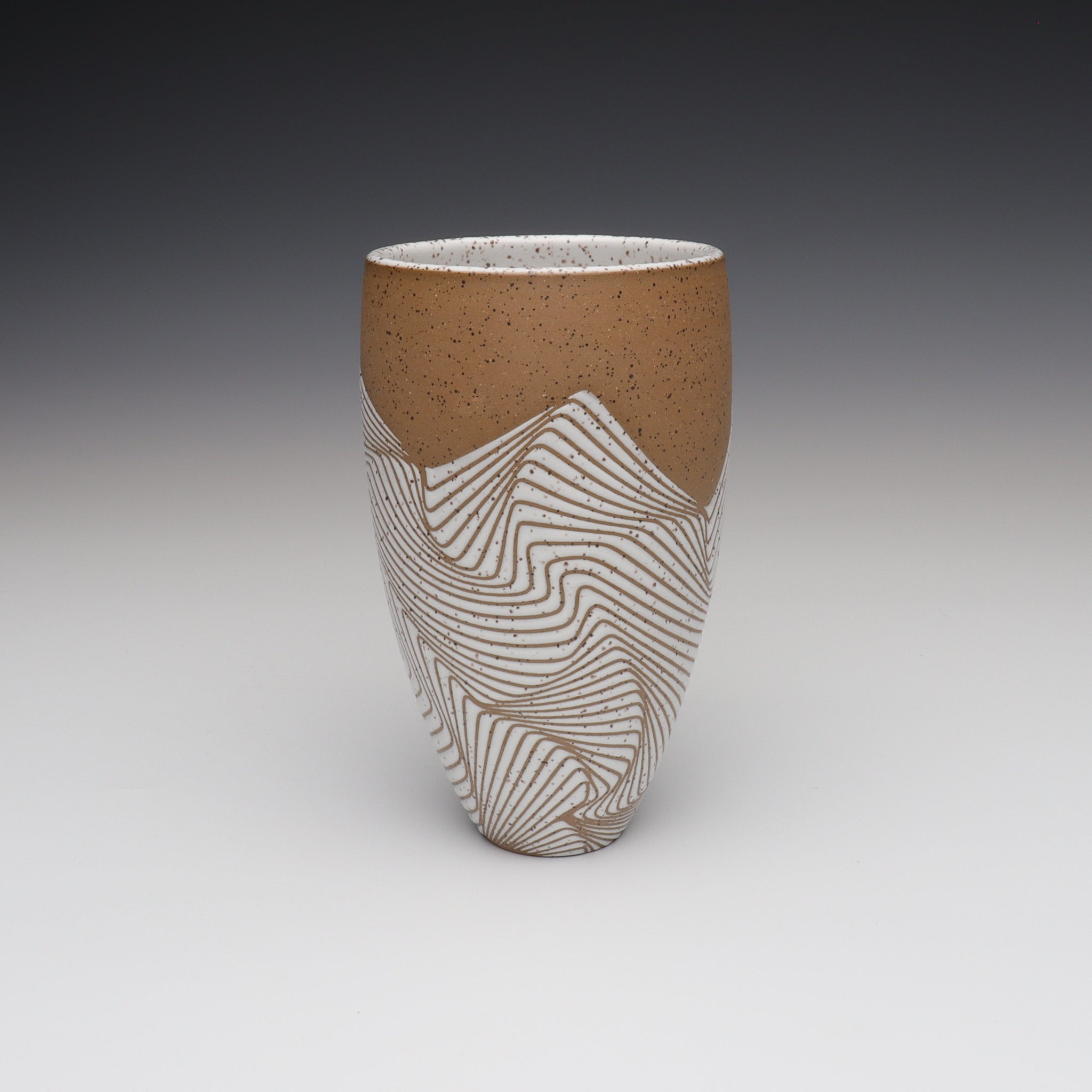 (#1V) - Small Vase [6.1in / 15.5cm Tall, 20oz]