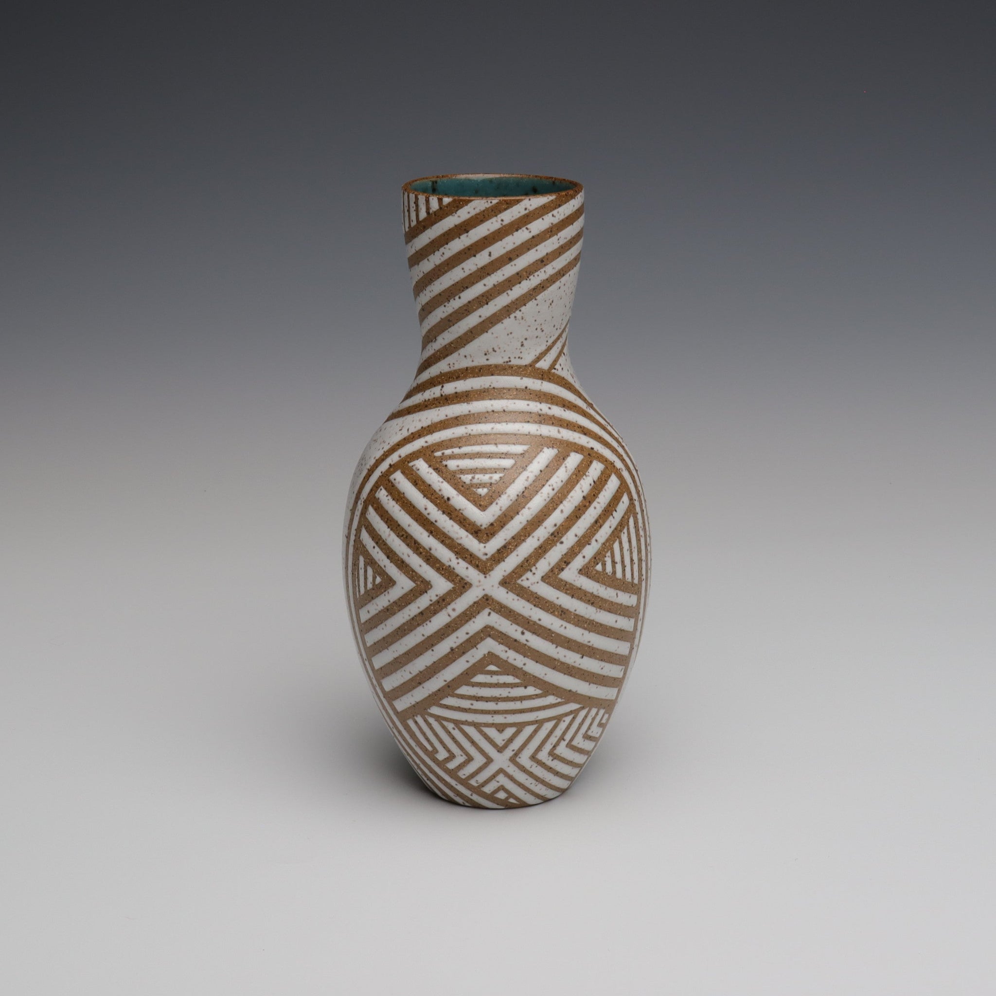Small Vase - 17.5cm / 6.9in High