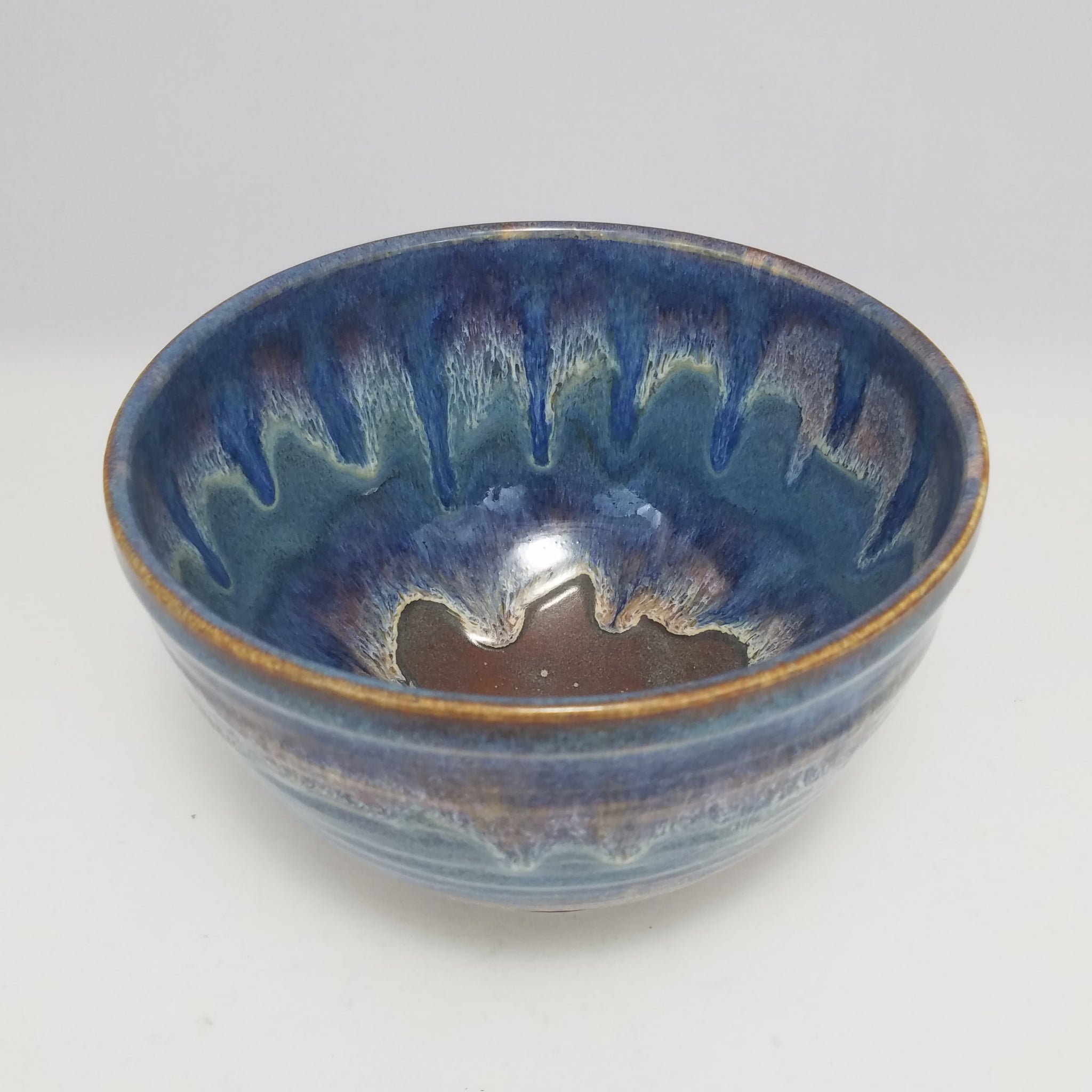 Drippy Bowl (7 in / 17.5 cm wide)