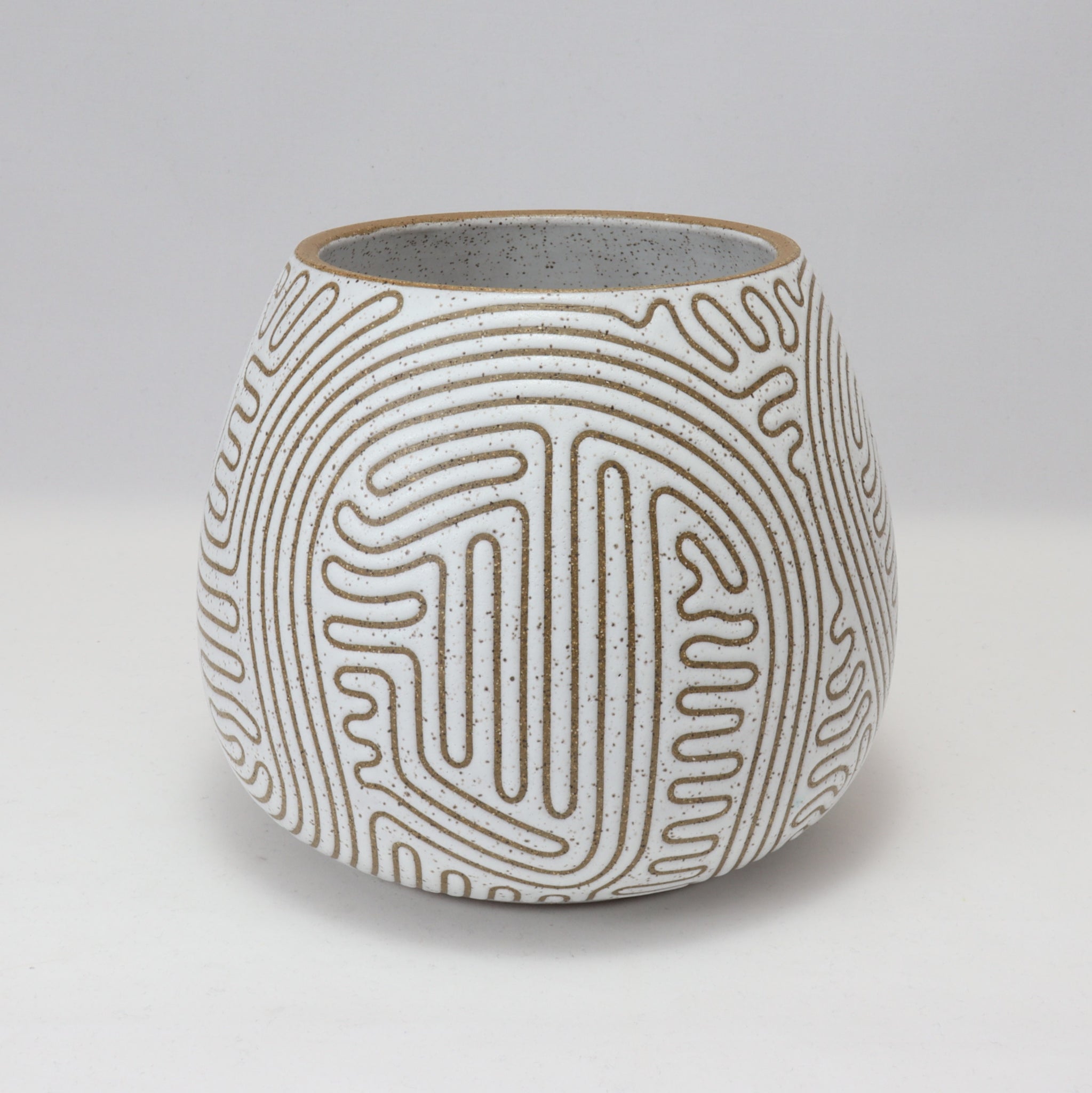 Single Line Planter on Speckled Clay, 6 in / 17 cm